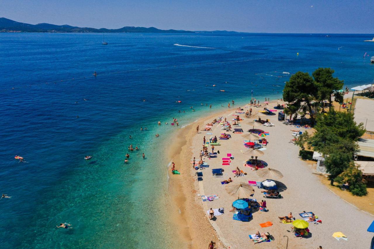 Villa Klaudia With Pool Zadar Buitenkant foto
